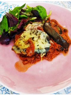 Una foto de Moussaka keto