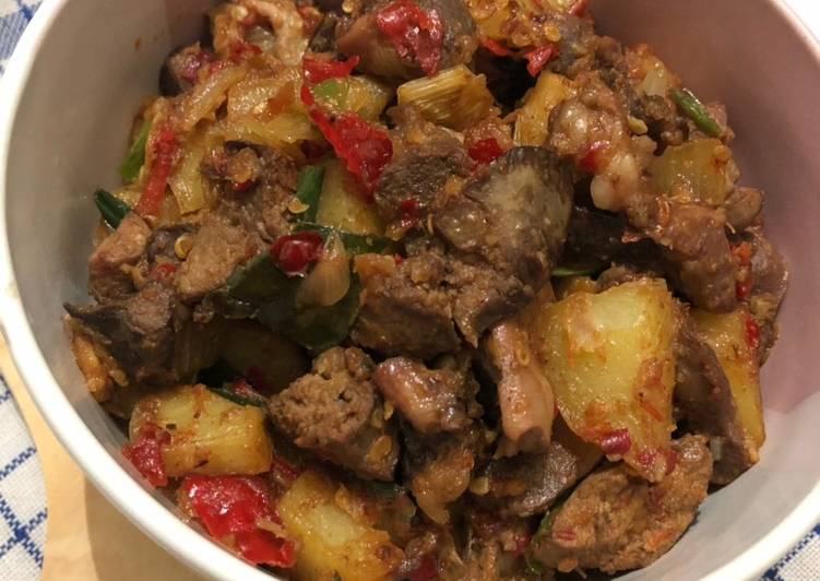 Resep Sambel Goreng Ati Ampela #dapurwiwin 👩🏻‍🍳 yang Menggugah Selera