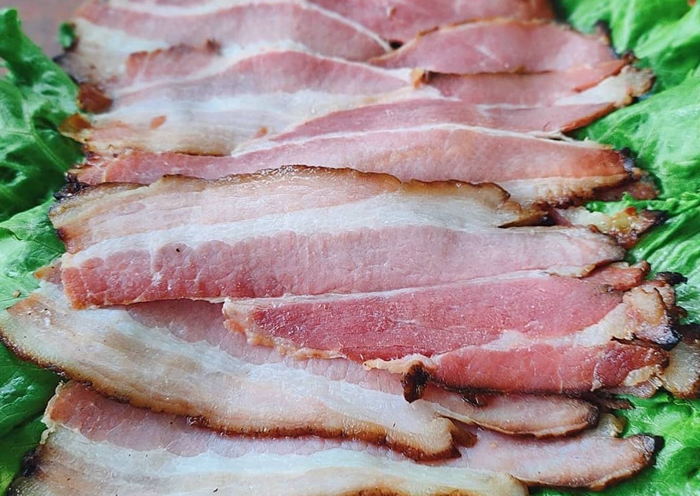 Bacon Babi Asap Hangat