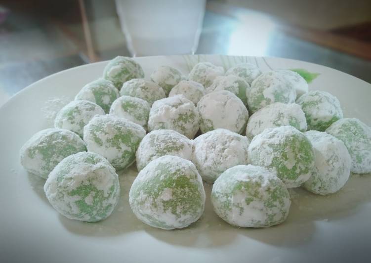 Resep Mochi Pandan isi Kacang oleh Novita Rahma - Cookpad