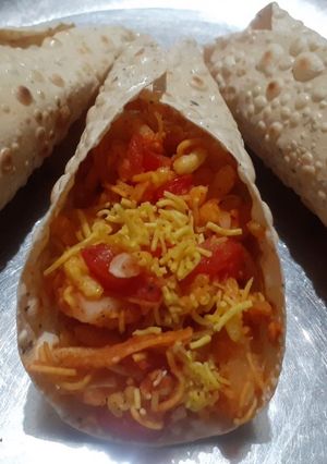 મસાલા પાપડ રોલ (Masala papad Roll Recipe in Gujarati) રેસીપી મુખ્ય ફોટો