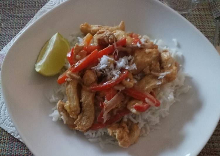 Coconut and banana spicy chicken