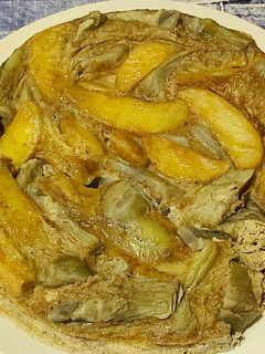 Una foto de Tortilla de alcachofas y patatas al microondas