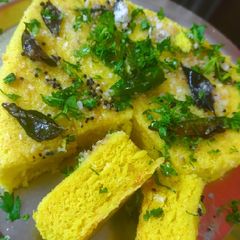 A picture of Dhokla.