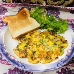 A picture of Mix vegetables omelette.