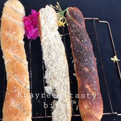 A picture of French baguette 🥖.