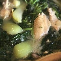 A picture of Chicken Tinola.