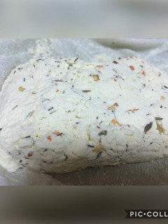 ફ્લેવર્ડ પનીર (Flavored Paneer Recipe In Gujarati) રેસીપી મુખ્ય ફોટો