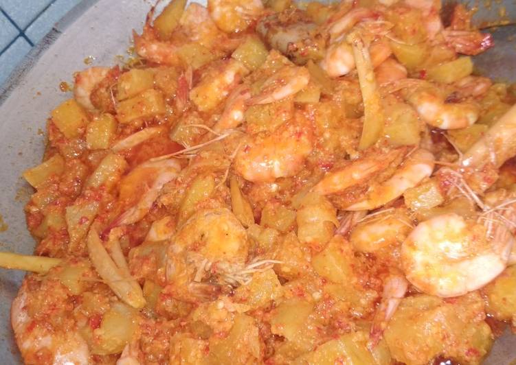 Resep Sambal goreng kentang &amp; udang, Enak Banget