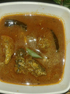 விலைமீன் குழம்பு (Vilaimeen kulambu recipe in tamil) செய்முறை முக்கிய புகைப்படம்