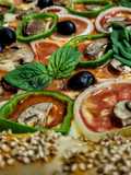 PIZZA Caprese con Chorizo Español y Olé...!