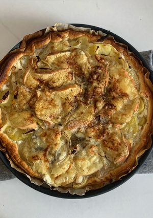 Une photo de Tarte pomme de terre Morbier