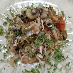 Veggie_mushroom salad A picture of Veggie_mushroom salad.