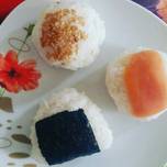 Onigiris (bolas de arroz)