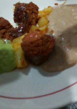 Una foto de Longaniza con piña