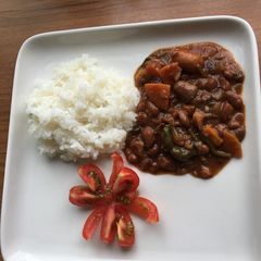 A picture of Beans with all.