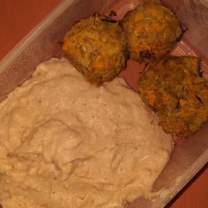 Albóndigas de lentejas y puré de papas (sin leche)
