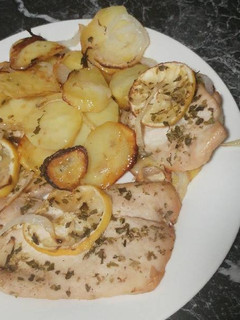 Una foto de Filetes de pollo con limón al horno