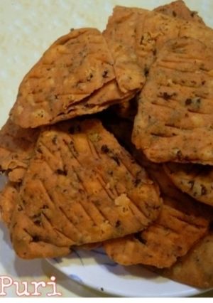 મેથી પૂરી (Methi Poori Recipe In Gujarati) રેસીપી મુખ્ય ફોટો