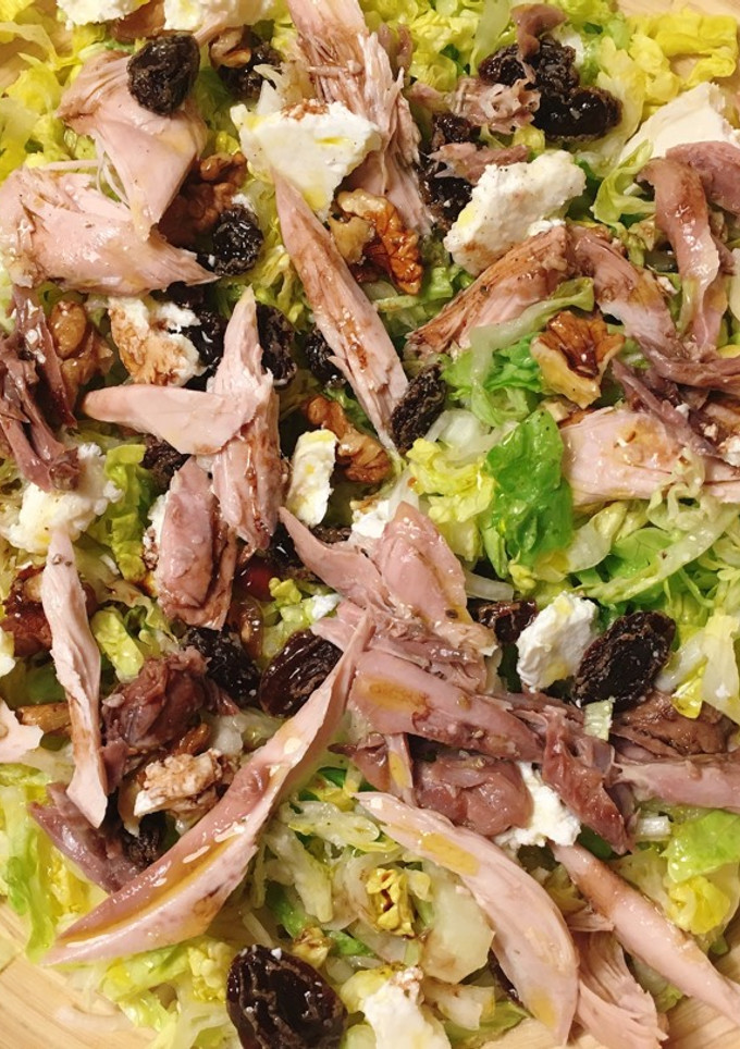 Una foto de Ensalada de perdiz en escabeche
