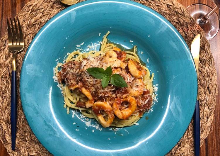 Spaguetti Mar & Terra (Lulas e Pancetta) - Tudogosreceitas