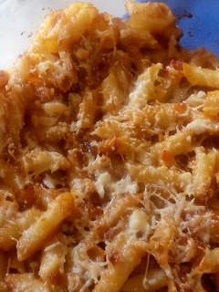 Una foto de Macarrones con panceta gratinados