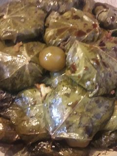 عکسی از دستور دلمه برگ مو