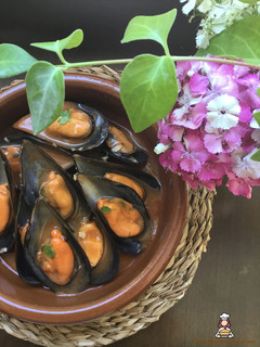 Una foto de Mejillones en salsa picante