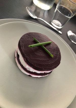 Une photo de Mille-feuille de betterave au chèvre
