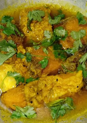 A picture of Fish curry.
