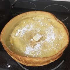 A picture of German Pancakes.