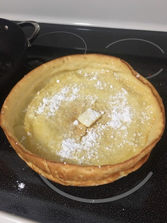 A picture of German Pancakes.