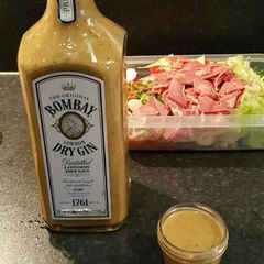 A picture of Homemade Salad Dressing.