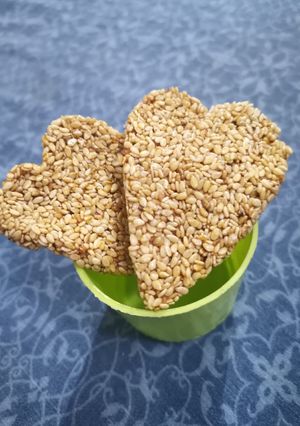 A picture of Sesame seeds chikki.