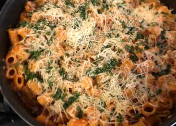 How to Recipe Appetizing Chicken Parm Pasta