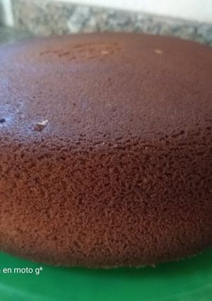 Una foto de Bizcochuelo De Chocolate Súper Húmedo🚀