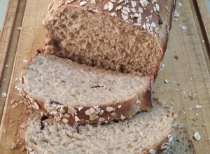 Una foto de Pan de Avena y Pasas en Molde