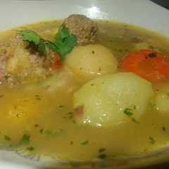 Una foto de Sudado de albóndigas