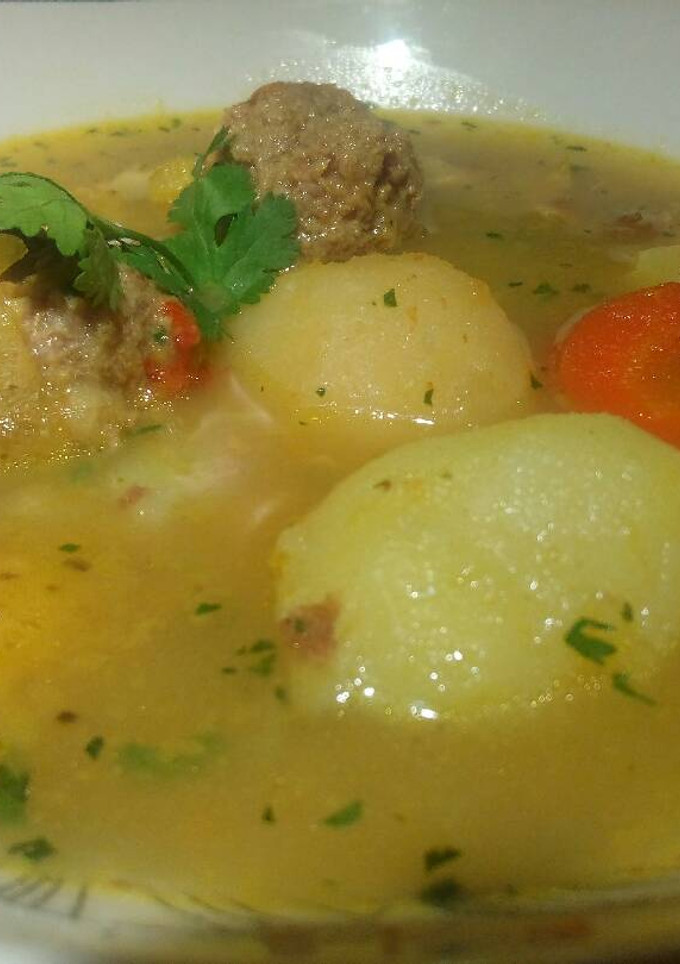 Una foto de Sudado de albóndigas