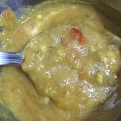 A picture of Yellow daal.