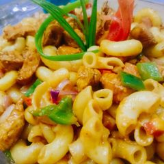 A picture of میکرونی چکن سلاد ود لیمن ڈریسنگ.