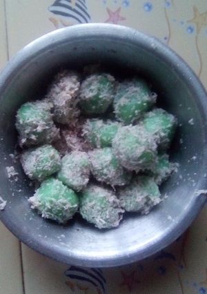 Foto resep Kue klepon isi gula merah makyus.
