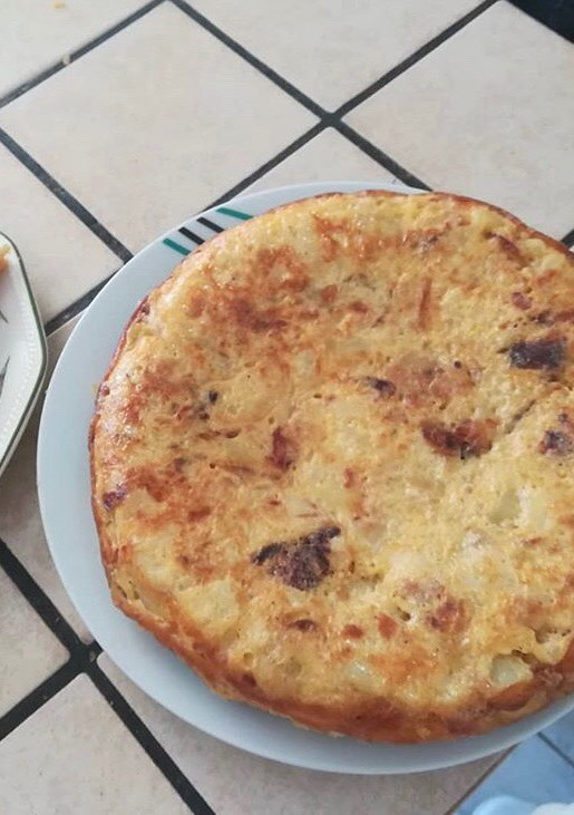 Una foto de Tortilla española con cebolla