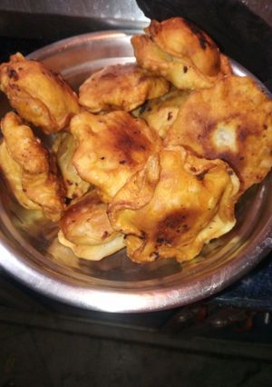 নারকেলের রাঙা পদ্ম লুচি (narkeler ranga padmo luchi recipe in Bengali) রেসিপির প্রধান ছবি