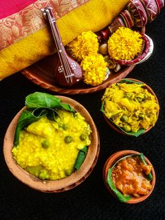 ভোগের খিচুড়ি (bhoger khichuri recipe in Bengali) রেসিপির প্রধান ছবি