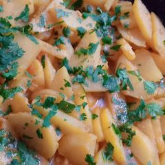 Aloo Ki Karahi 🥔 A picture of Aloo Ki Karahi 🥔.