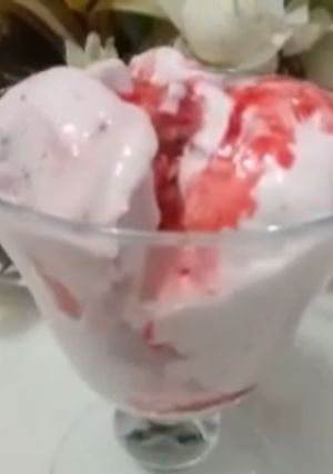 A picture of Strawberry ice-cream.