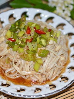 減醣夏日涼拌菜-香辣金針菇 的食譜成品照片