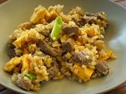 Una foto de arroz chaufa cerdo