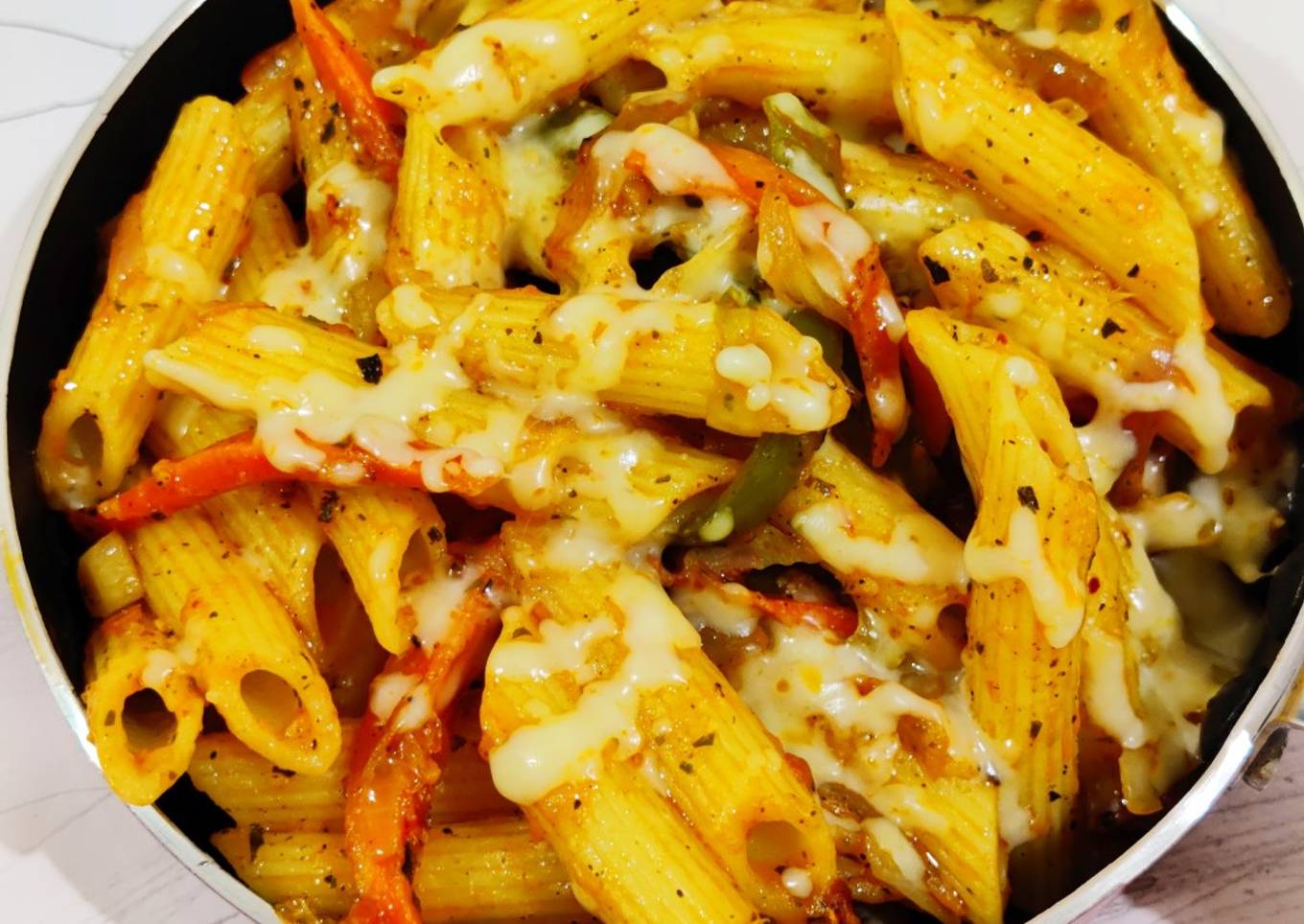 Cheesy Penne pasta